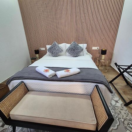 Home Suites Center Granada Bagian luar foto