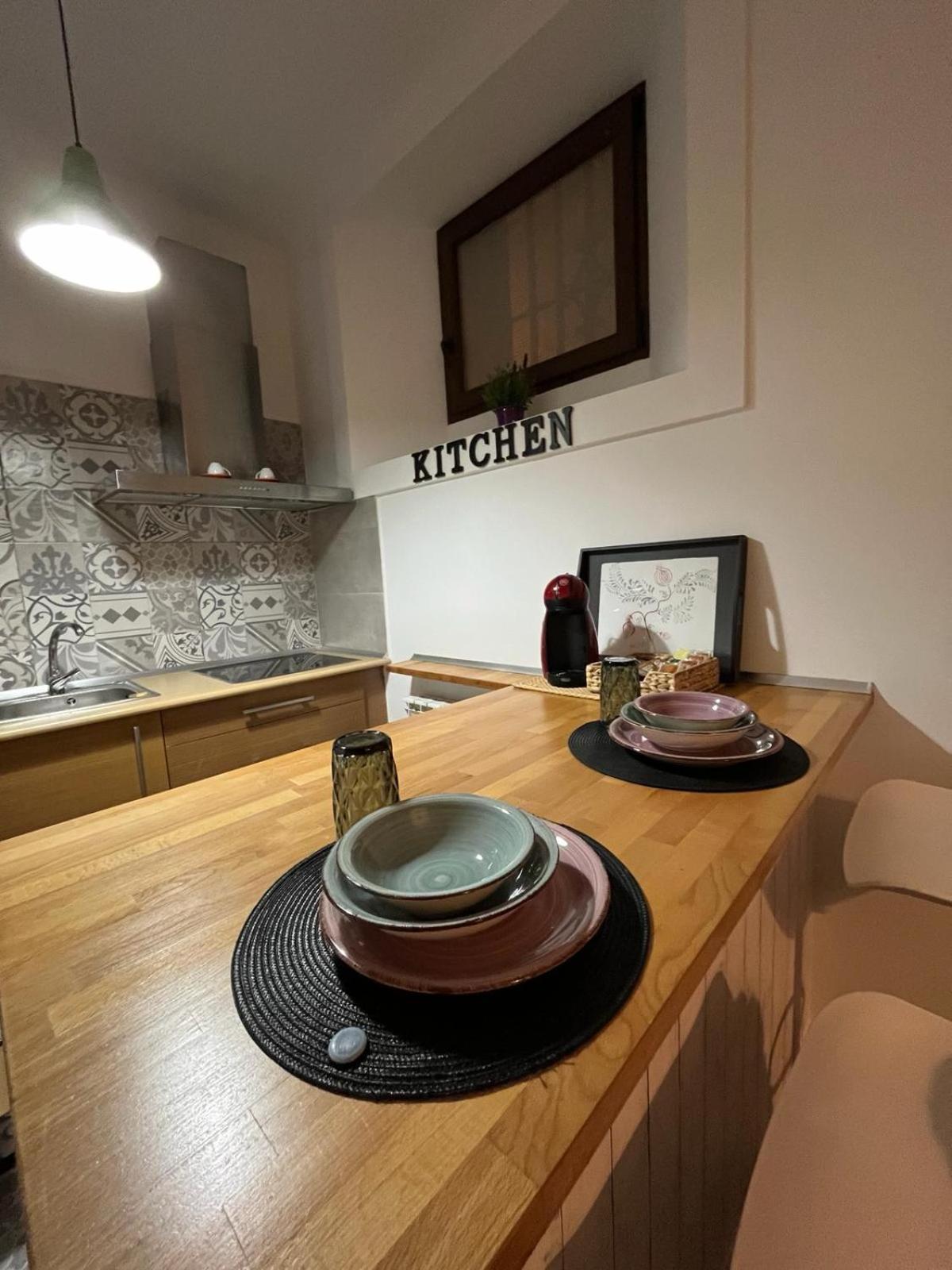 Home Suites Center Granada Bagian luar foto